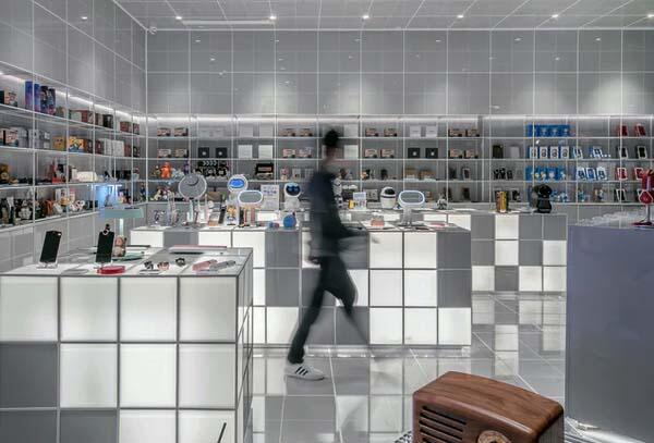 Optimize all your Customer Relationships with B2C+B2B Hybrid Commerce